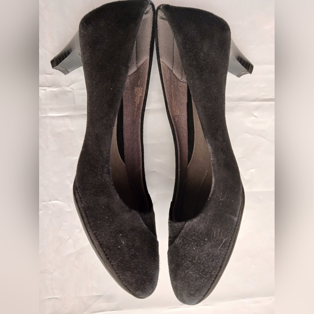 Euro Soft By Sofft Heels - image 4